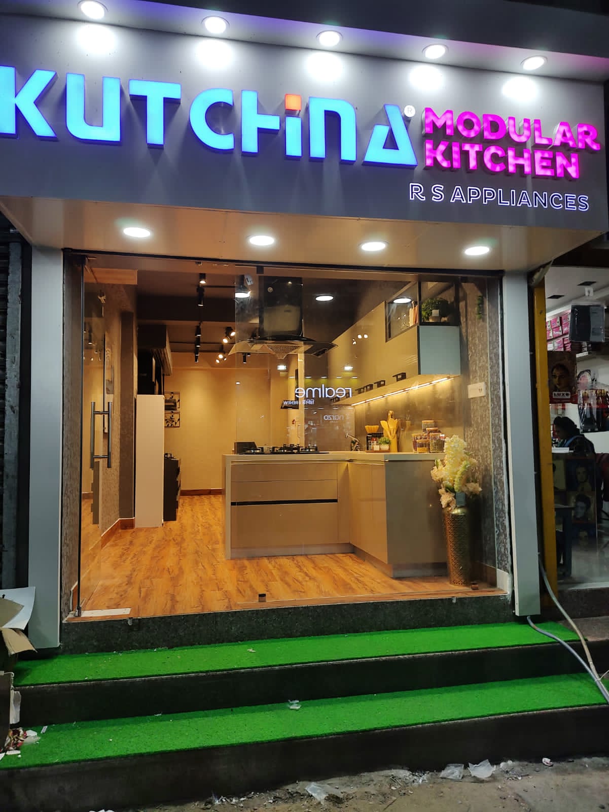Where to Find the Best Kutchina Kitchens in Kolkata